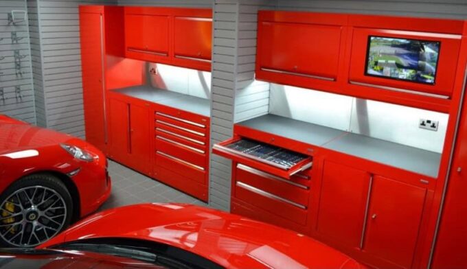 Garage Cabinetry workshop - Micron 4