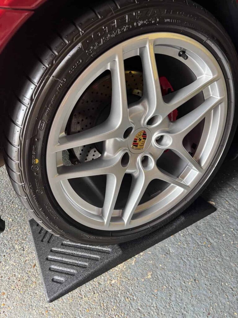 Porsche on Dual Ramp TyreDox